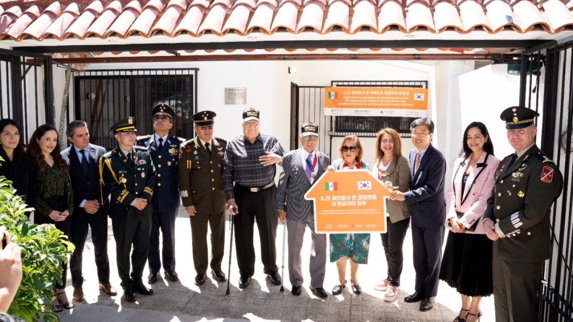 Se entrega la primera casa del Plan de Ceremonia de Finalización del Hogar de Veteranos de México